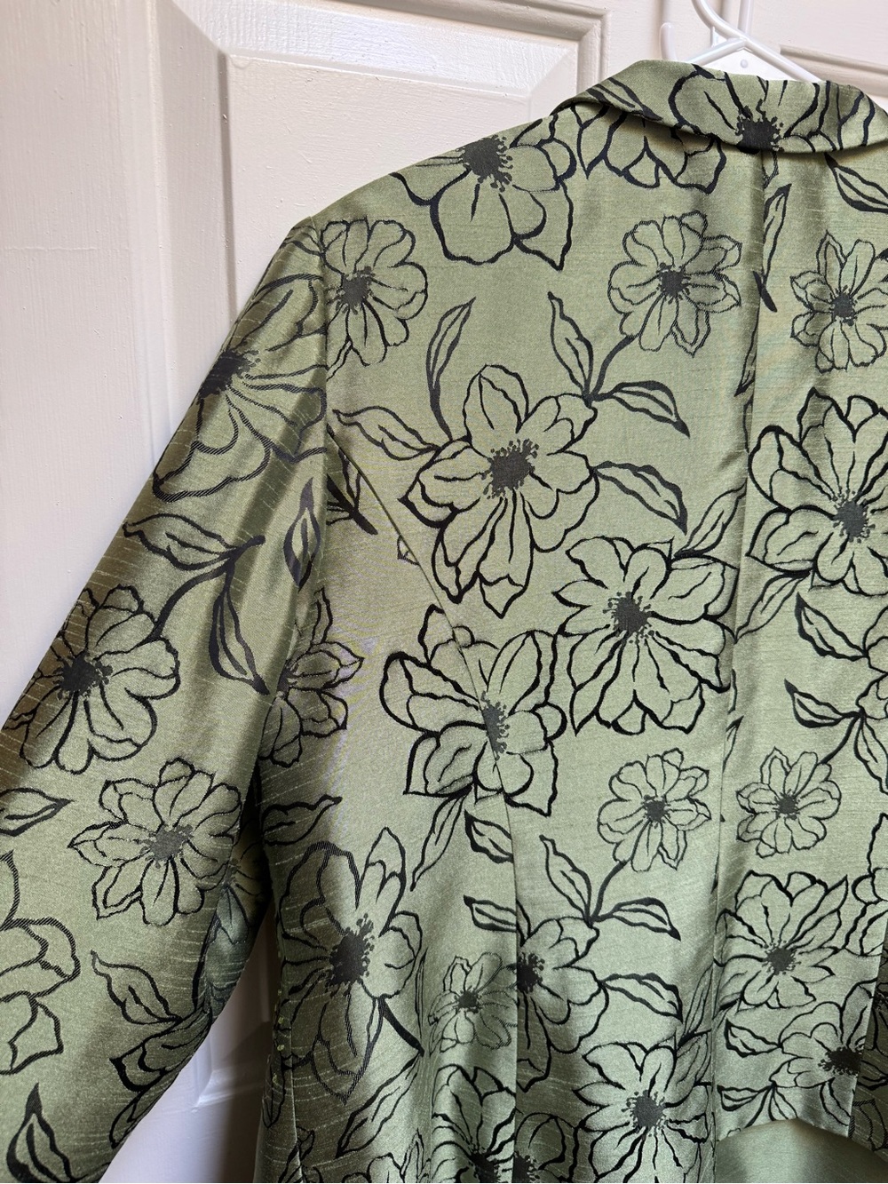 Jessica Howard Sage Green Sleeveless Dress 3/4 Beaded Floral Jacket Set Woman 18 - Picture 5 of 16